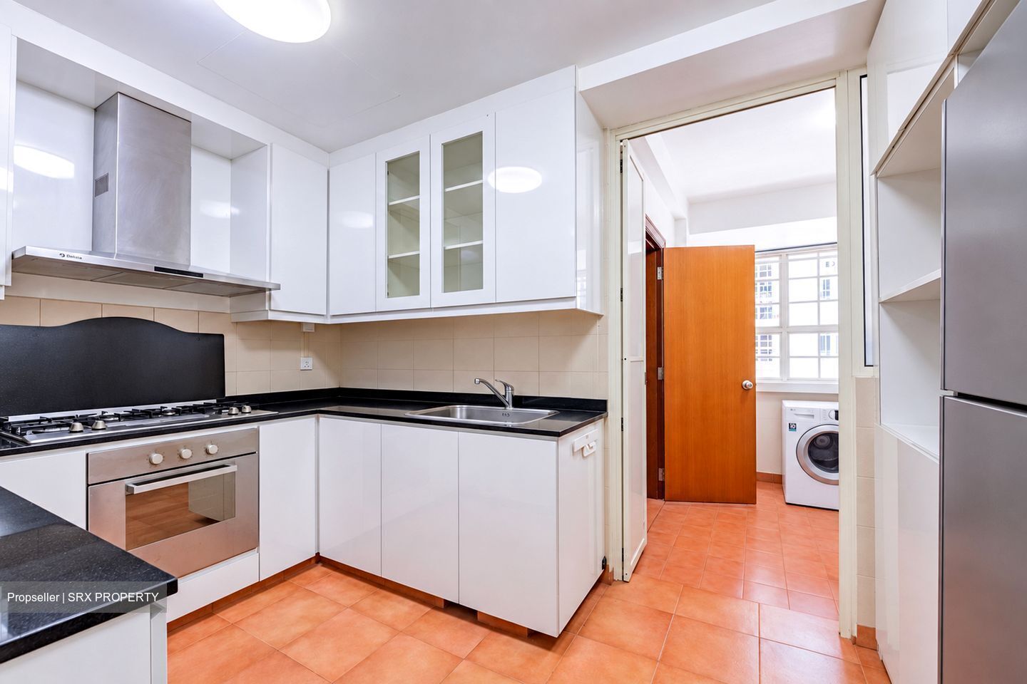 Modena (D18), Condominium #615245031